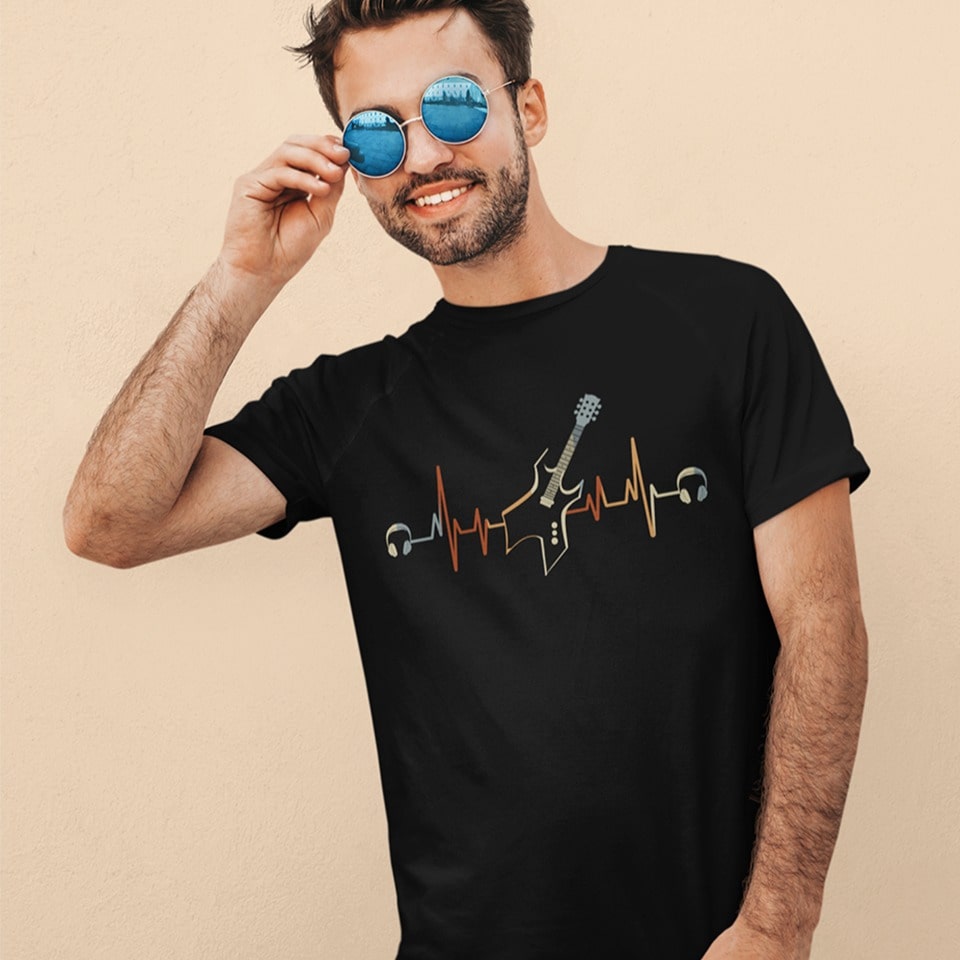 Retro Guitar Heartbeat | Music Fan Tshirt